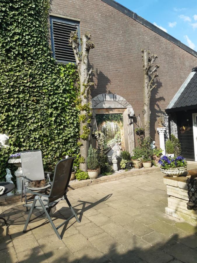 Holiday home De Vrijheid En De Ruimte In Steenbergen Steenbergen (North Brabant)